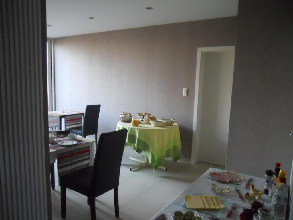 Huis De Wilde Wingerd Hotel Ypres Esterno foto